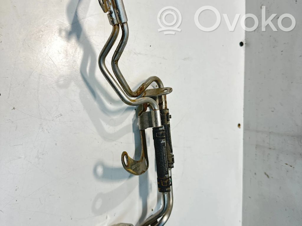 Volkswagen T-Cross Turbo turbocharger oiling pipe/hose 