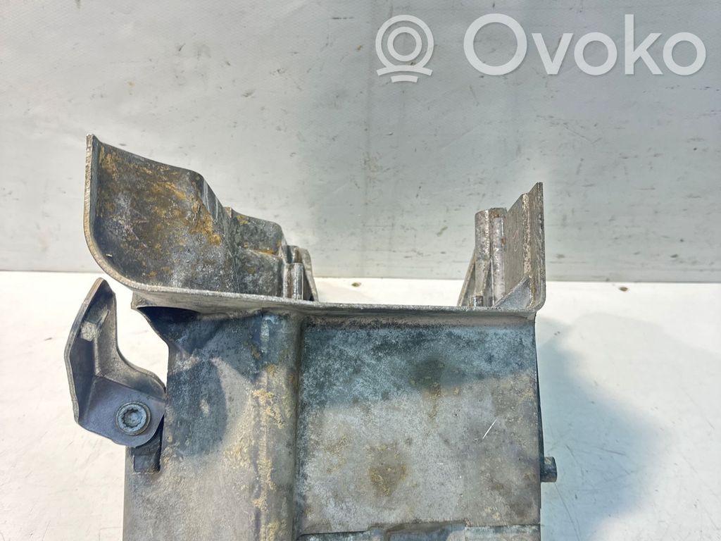 Volkswagen T-Cross Engine mounting bracket 