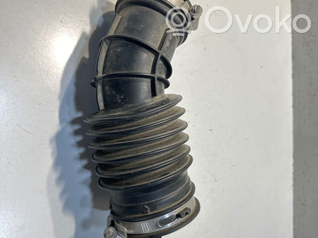 Ford Focus Gaisa ieplūdes kanāla detaļas 