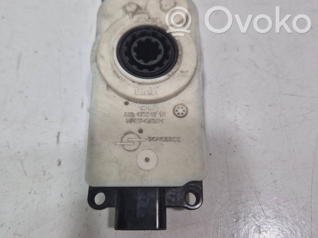 BMW 5 G30 G31 G38 Silnik deflektora powietrza chłodnicy 