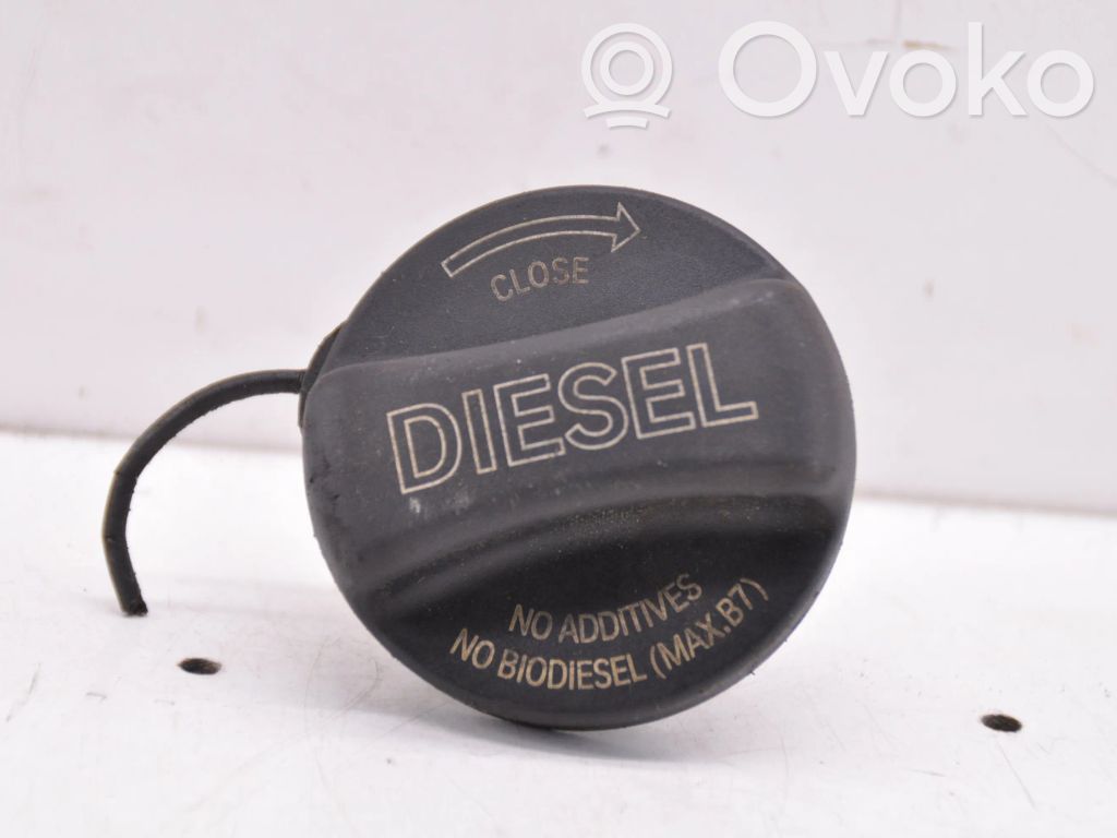 BMW 1 F20 F21 Polttoainesäiliön täyttöaukon korkki 