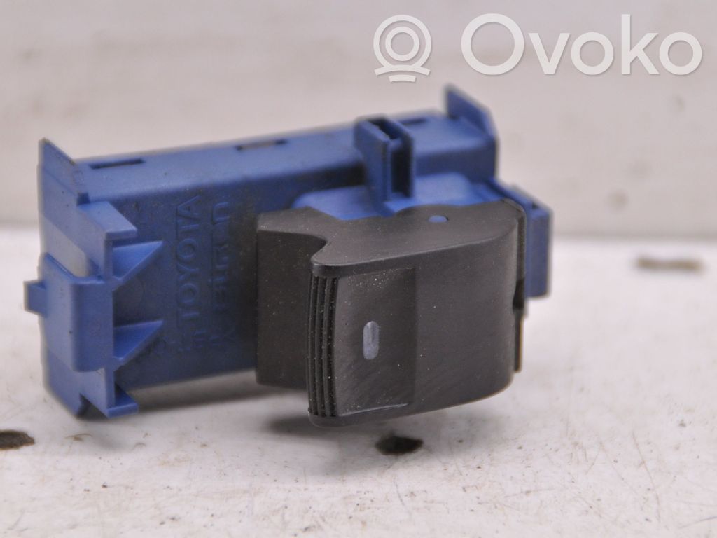 Toyota Avensis T270 Electric window control switch 