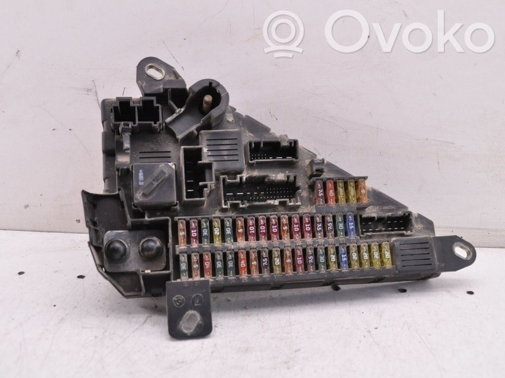 BMW 5 E60 E61 Fuse box set 