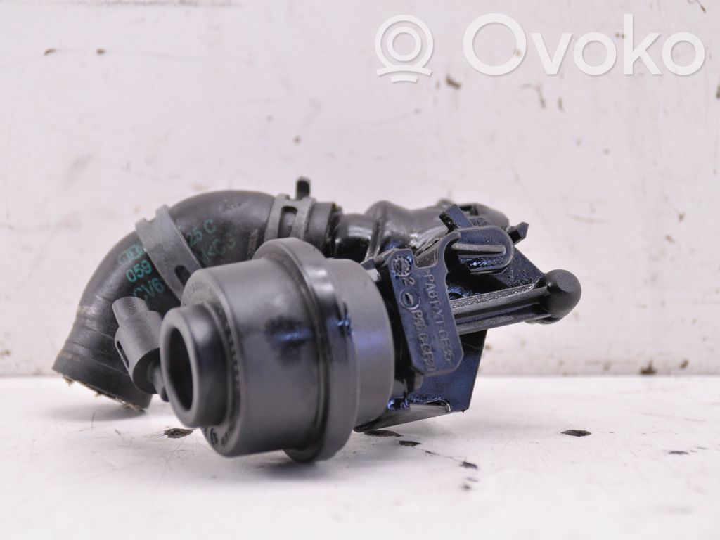 Audi A4 S4 B8 8K Other engine bay part 