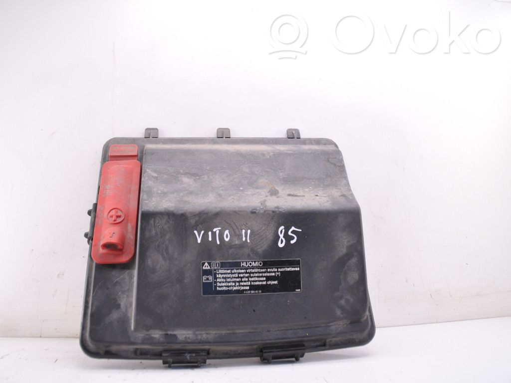 Mercedes-Benz Vito Viano W639 Pokrywa skrzynki akumulatora 