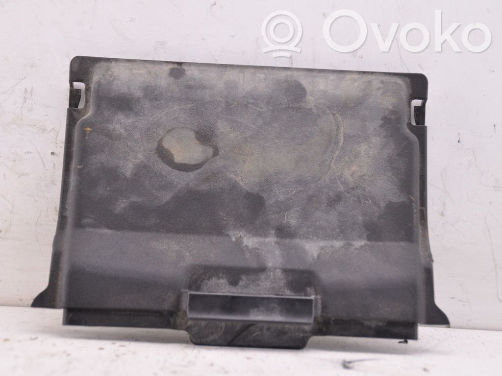 Ford Focus Fuse box cover 