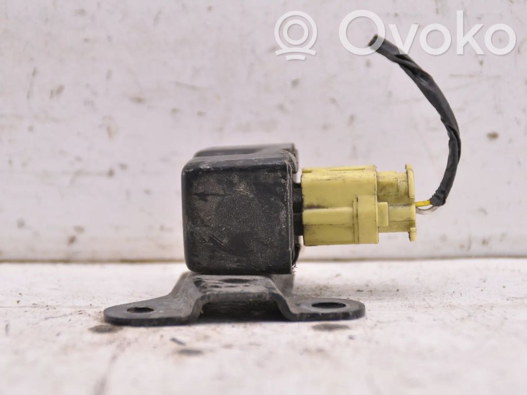 Toyota Prius (XW20) Senzor impact/declanșare airbag 