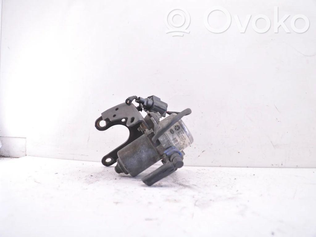Chrysler Town & Country V Vacuum pump 