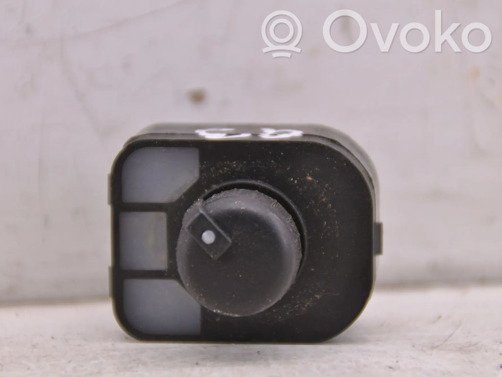 Audi Q3 8U Interruptor del espejo lateral 