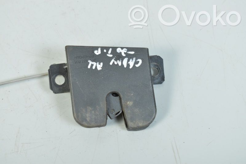 Loading door lock   2K5827506B,2K0827506F,2K0827506F