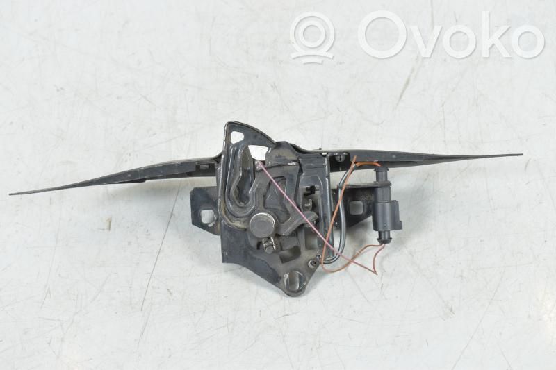 Engine bonnet/hood lock/latch loop/hook   3B0823509AB