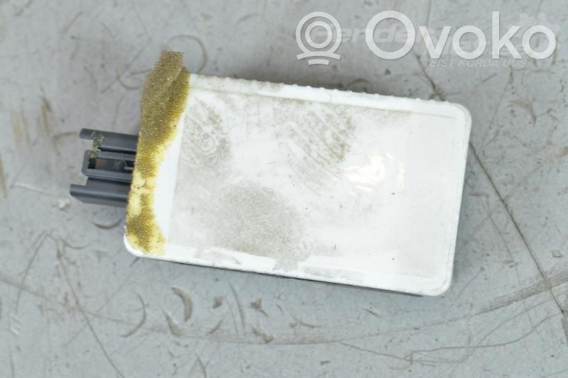Central locking relay   31252983,31419138,30659718,30659718