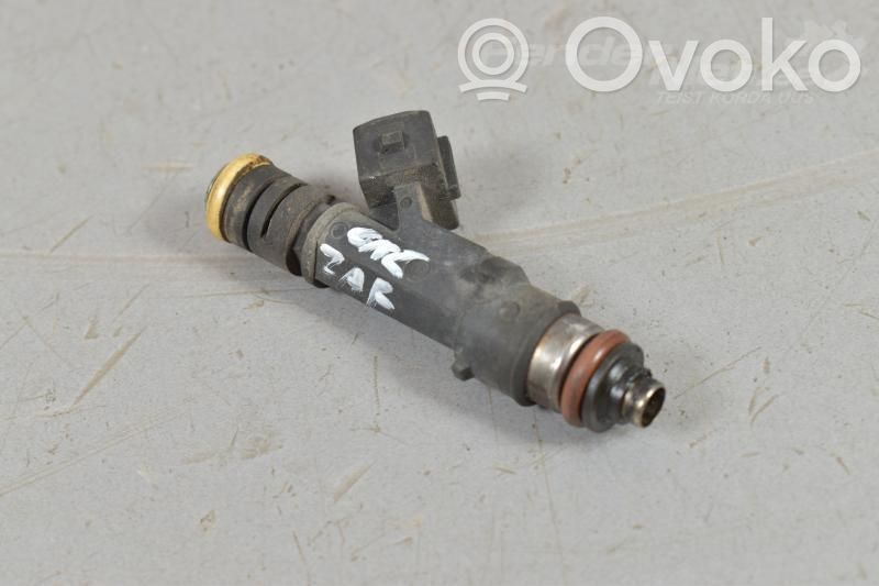 Opel Zafira B Inyector de combustible 