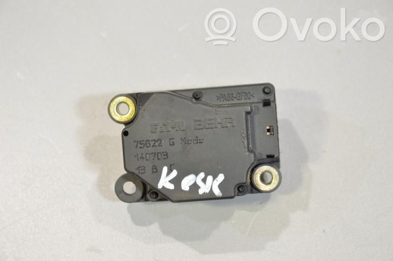 Oro sklendės varikliukas   75622G