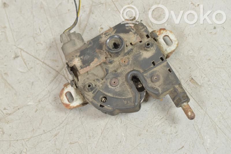 Ford Focus Engine bonnet/hood lock/latch loop/hook 