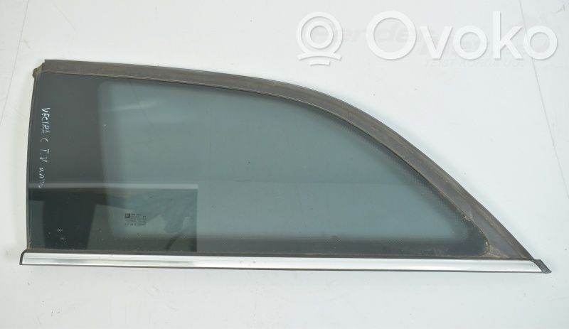 Vidrio lateral trasero   24469812