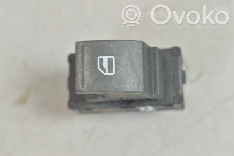Volkswagen Up Interruptor del elevalunas eléctrico 