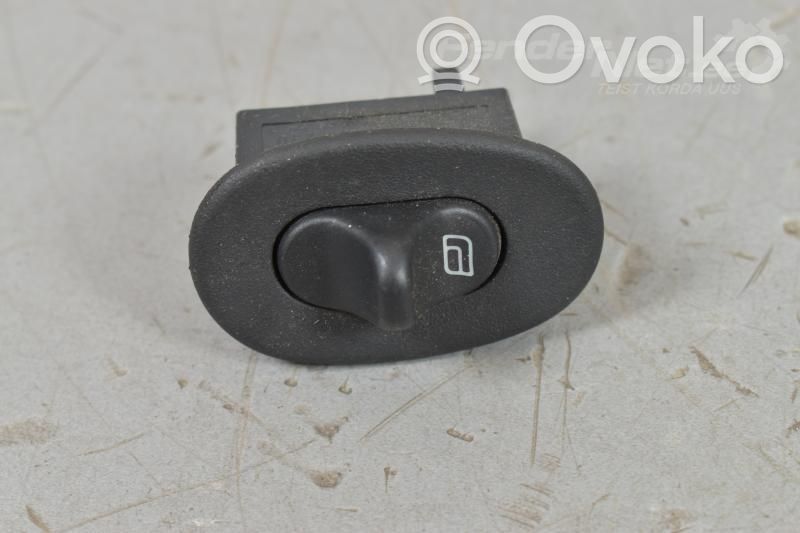 Electric window control switch   4519989