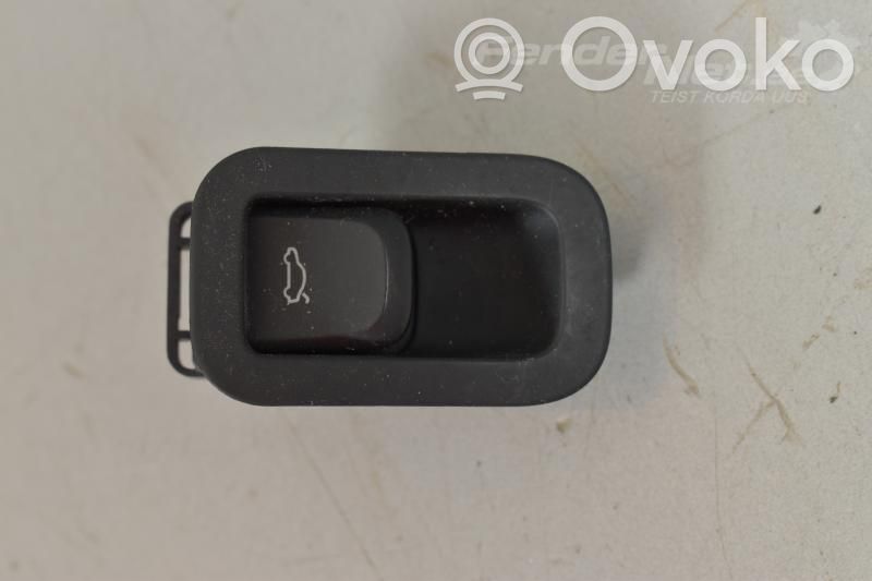 Audi A8 S8 D4 4H Tailgate/boot open switch button 