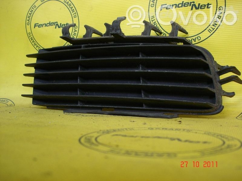 Opel Vectra C Grilă/ornament proiector ceață față 
