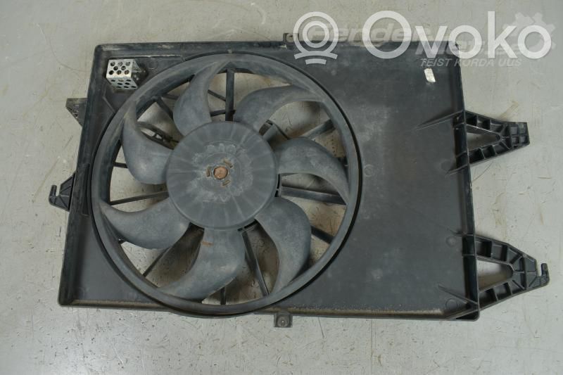 Ford Mondeo Mk III Jäähdyttimen jäähdytinpuhallin 