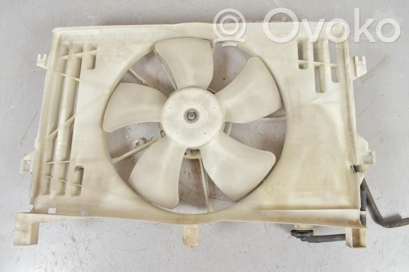 Toyota Avensis T250 Elektrinis radiatorių ventiliatorius 