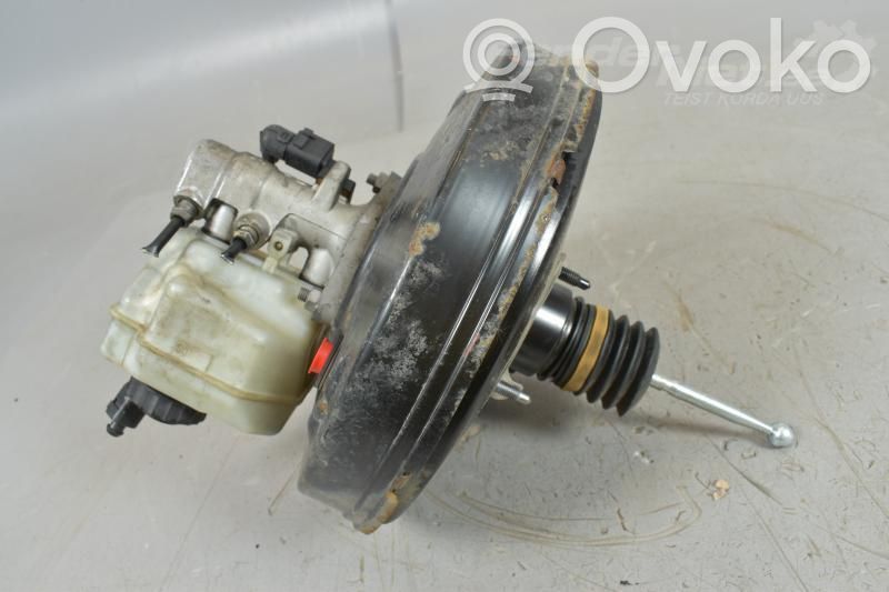 Volkswagen PASSAT B6 Brake booster 