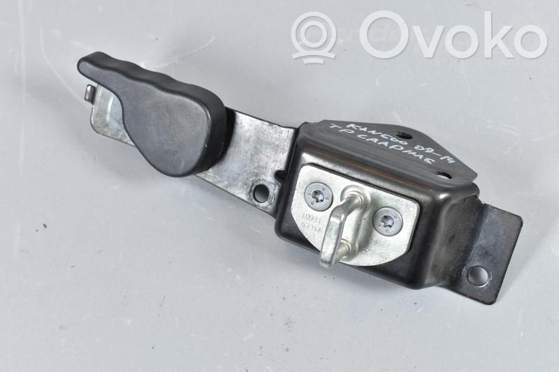 Loading door lock   8200497811
