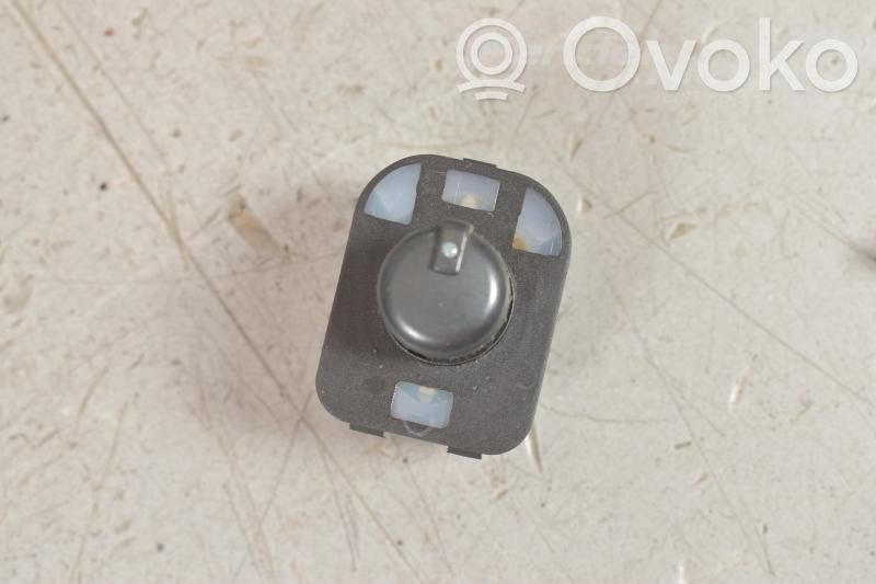 Audi A6 S6 C6 4F Wing mirror switch 