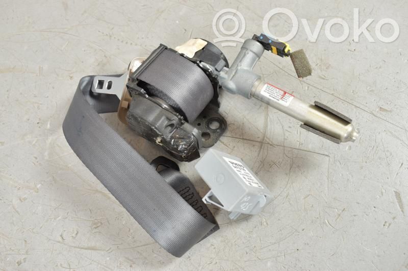 Volvo S60 Cinturón trasero 