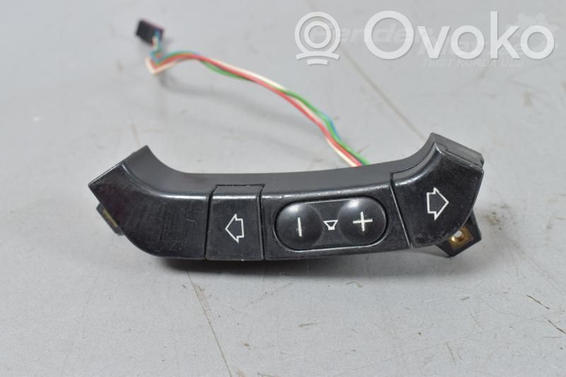 BMW 5 E39 Steering wheel buttons/switches 