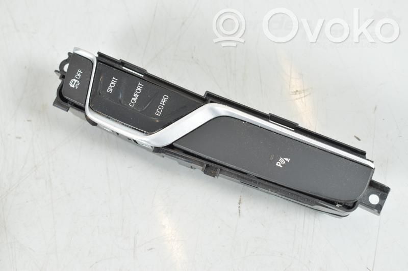 BMW 5 G30 G31 G38 Alte comutatoare/butoane 
