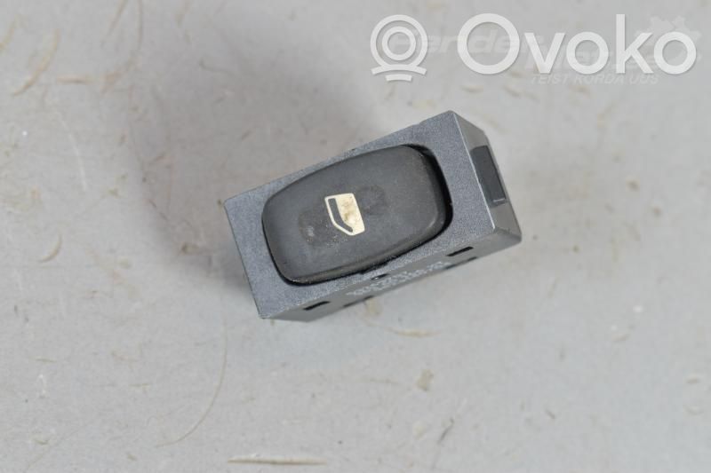 Electric window control switch   6554E8