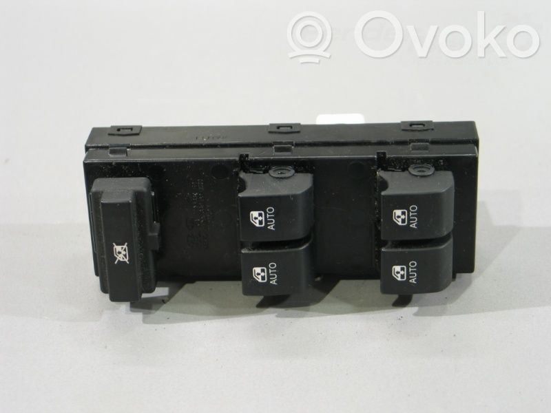 KIA Ceed Electric window control switch 