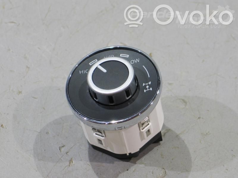 ESP (stability program) switch   7L6941435R3X1