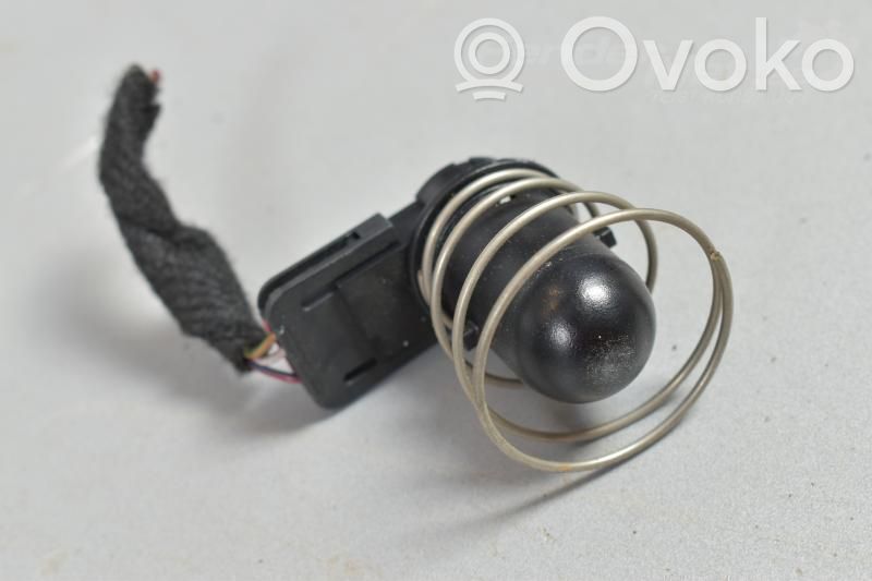 Outside/exterior temperature sensor   5046909