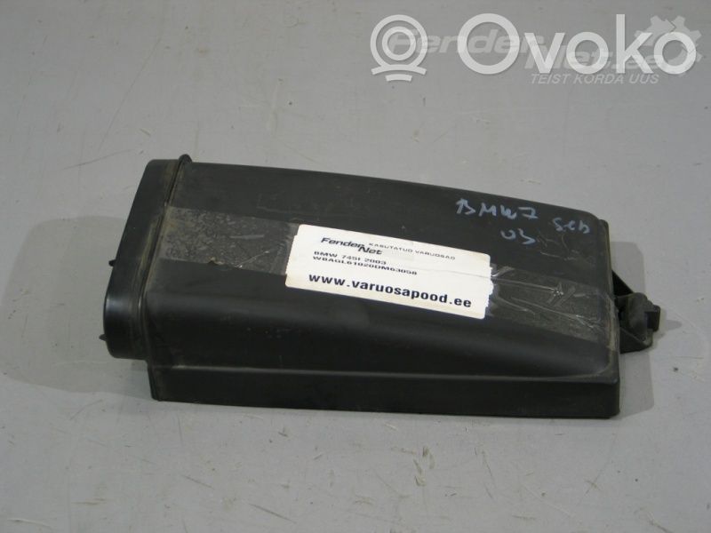 Caja del filtro de aire   64318379957