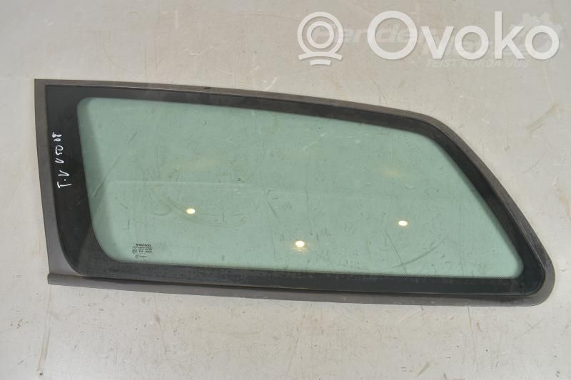 Volvo V50 Rear side window 
