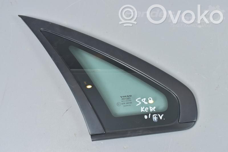 Rear side window   8662841