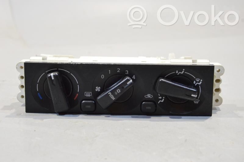 Mitsubishi Carisma Climate control unit 