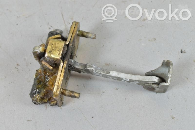 Citroen C2 Etuoven pidätin 
