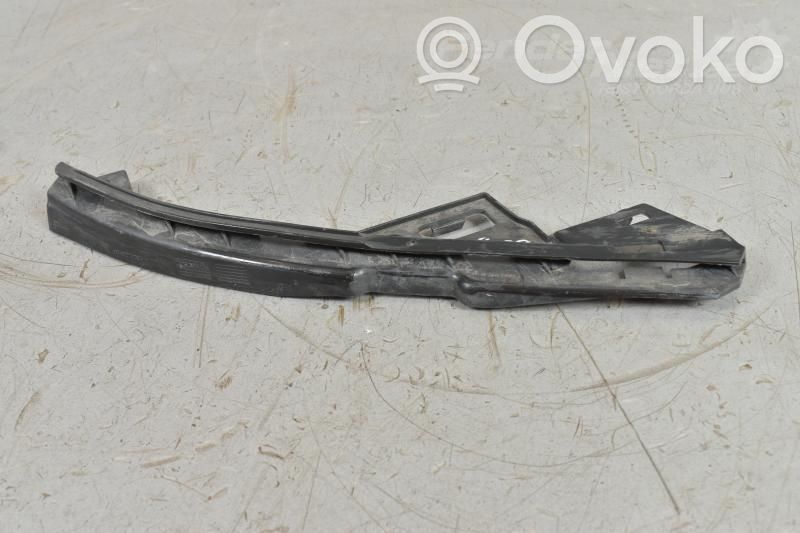 Volvo V50 Headlight/headlamp mounting bracket 