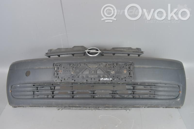 Opel Combo C Priekinis bamperis 