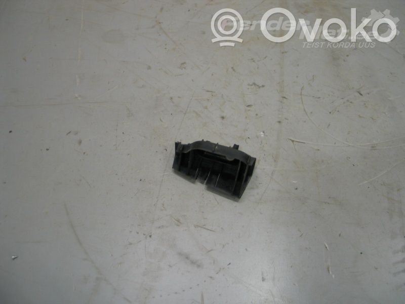 Toyota Corolla E120 E130 Rear bumper mounting bracket 
