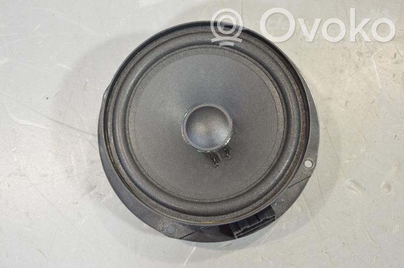 Volkswagen Amarok Front door speaker 