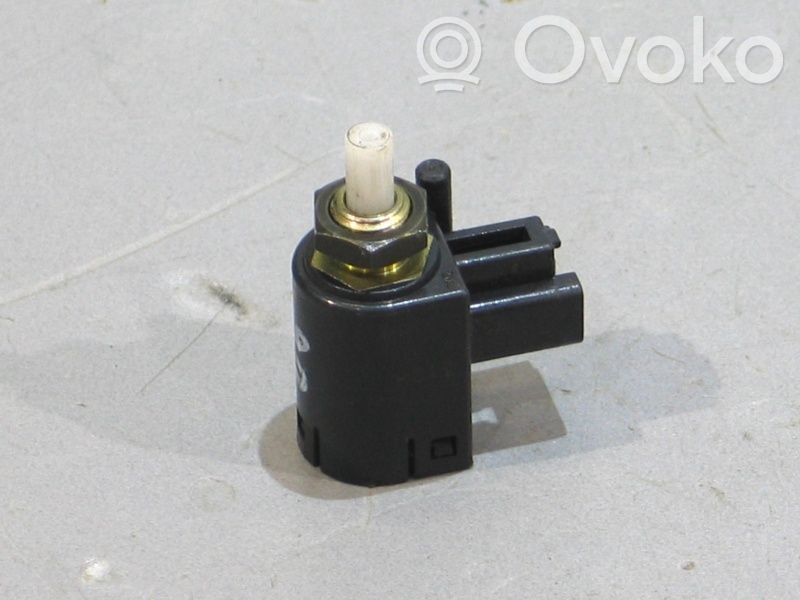 Interruptor sensor del pedal de freno   8434019025