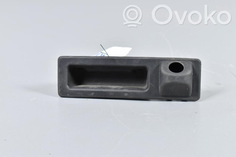 Tailgate lock latch   51247463163