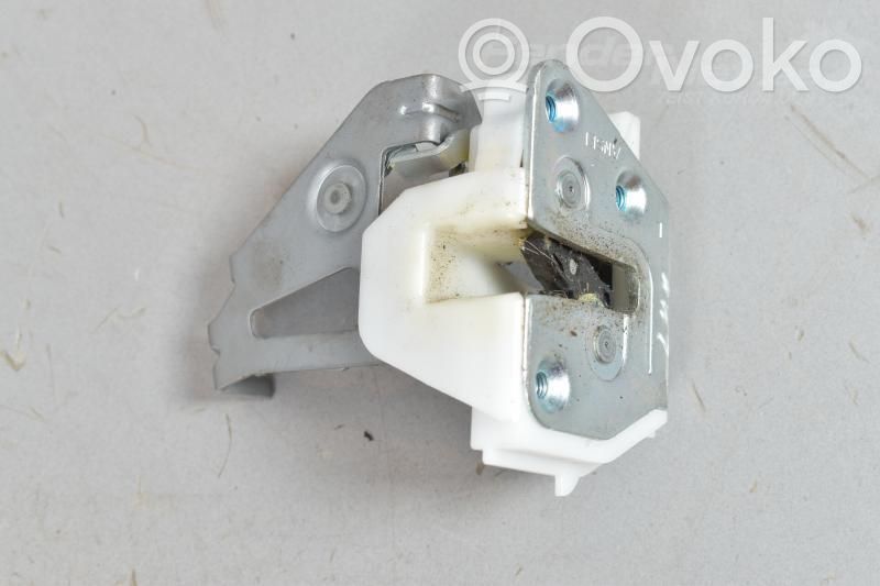 Mitsubishi Outlander Tailgate lock latch 