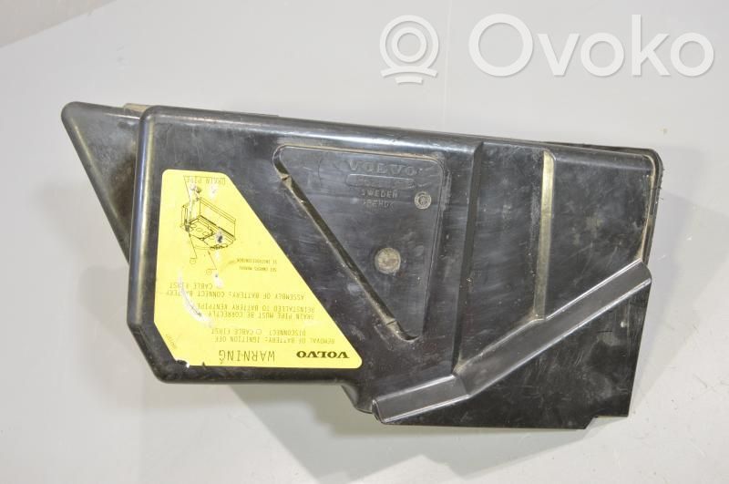 Volvo V70 Capac cutie baterie 