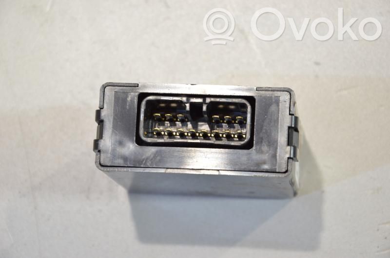 Toyota Corolla E120 E130 Antenna control unit 